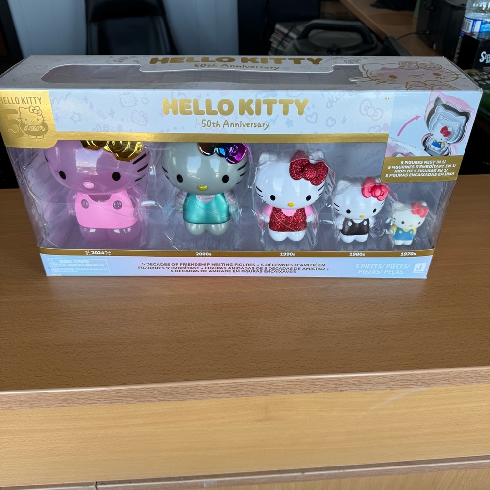 Unopened NEW Hello Kitty 50th Anniversary Figure Set